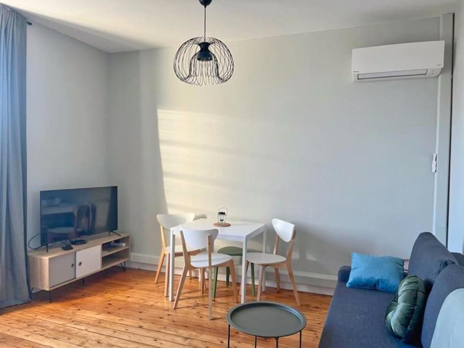 Claire - Bel Appartement T2 Lumineux Chateaurenard Ngoại thất bức ảnh